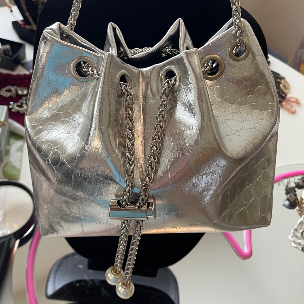 Glamorous Silver Chain Women's Shoulder Bag